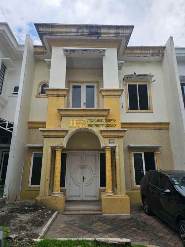 dijual rumah komplek somerset regency