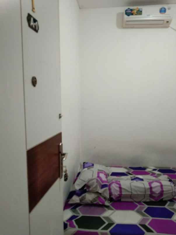 dijual rumah kost2an di cluster fluora talaga bestari