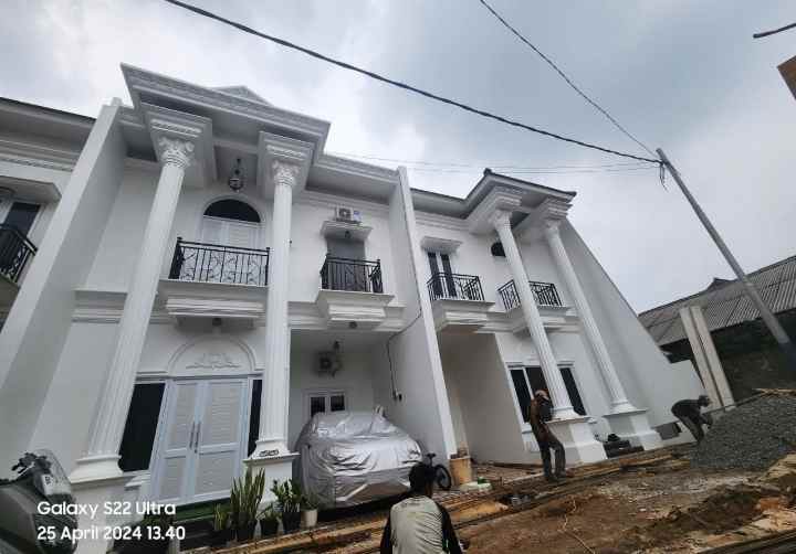 dijual rumah lapangan tembak cibubur