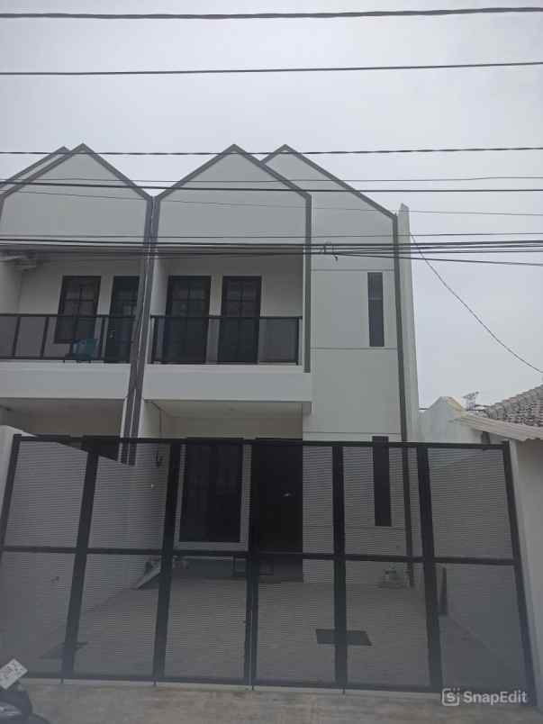 dijual rumah lebak