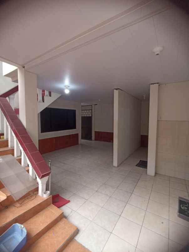 dijual rumah lebak