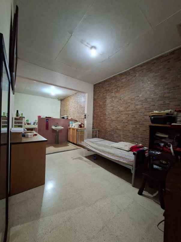 dijual rumah lokasi araya malang