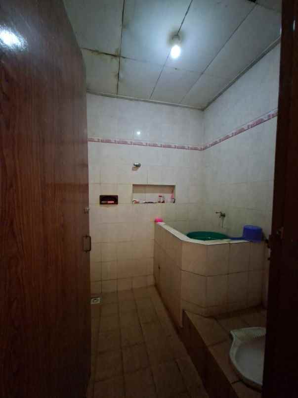 dijual rumah lokasi araya malang