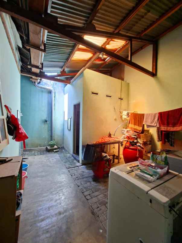 dijual rumah lokasi araya malang