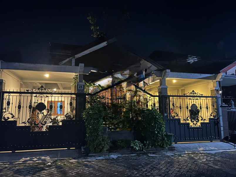 dijual rumah lokasi sengkaling malang