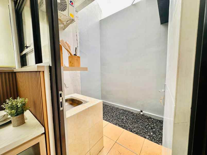 dijual rumah lokasi strategis di banjaran