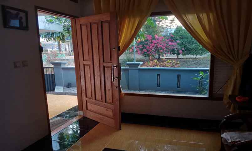 dijual rumah manglayang regency cimekar