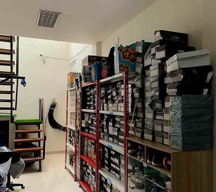 dijual rumah manjahlega