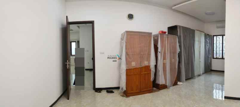 dijual rumah manyar kertoarjo