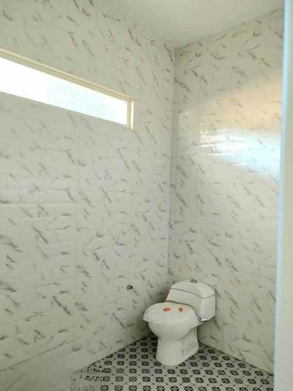 dijual rumah mayjen sungkono buring vi