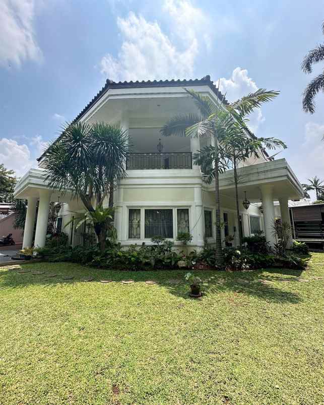 dijual rumah melawai