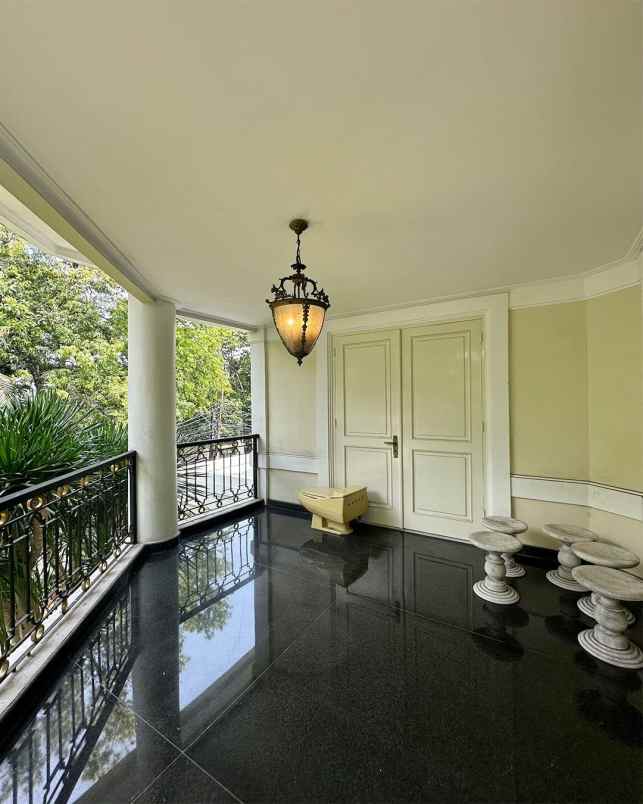 dijual rumah melawai