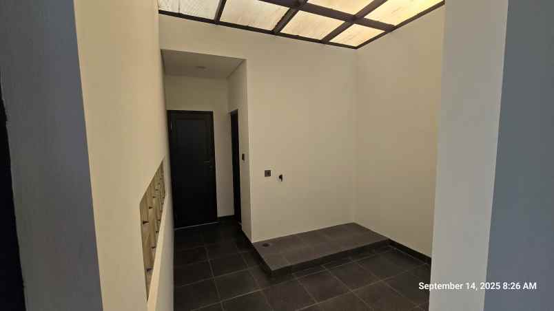 dijual rumah mewah 2 5 lantai di cibubur