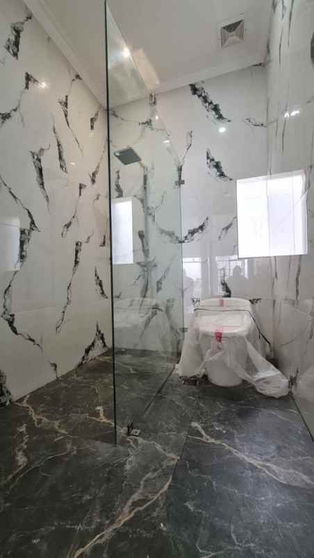 dijual rumah mewah siap huni di cilandak barat