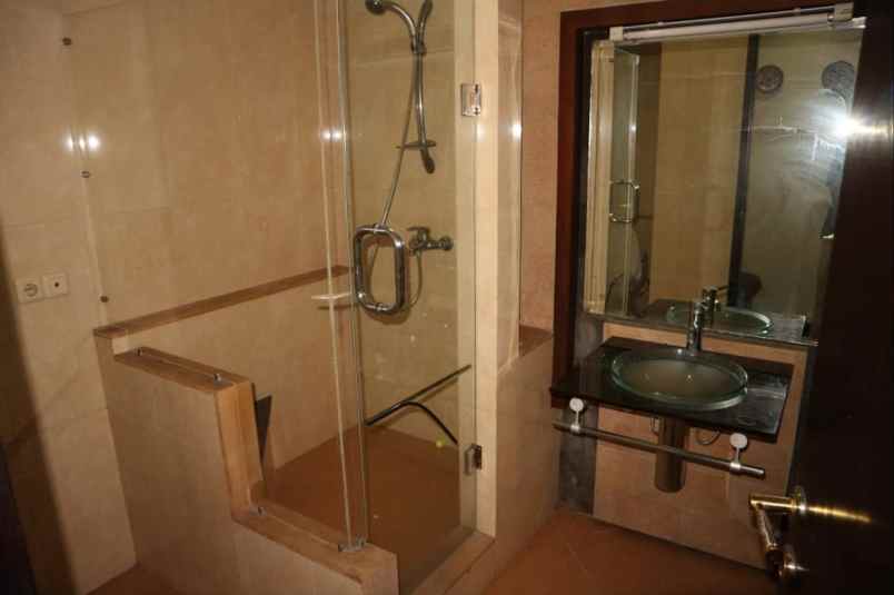 dijual rumah mewah siap huni di sayap dago bandung