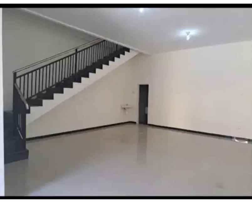 dijual rumah mulyosari surabaya