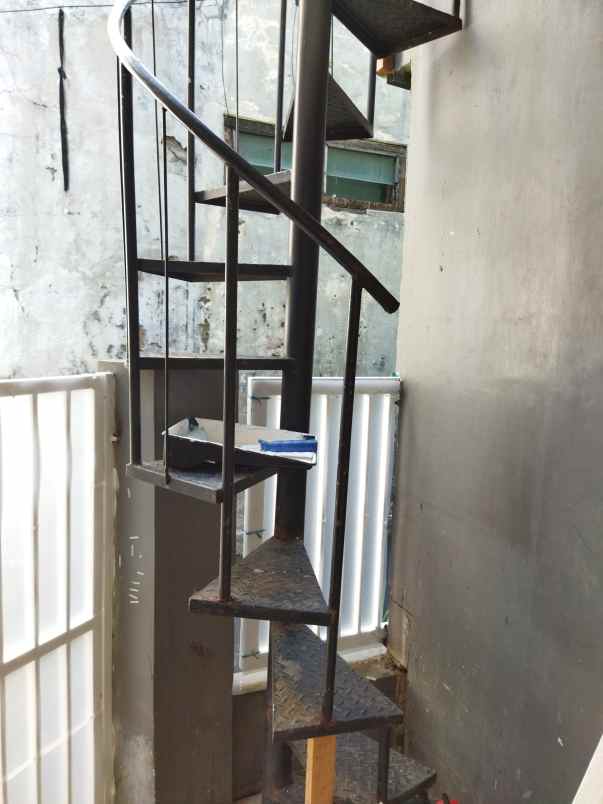 dijual rumah murah di duren sawit jakarta timur