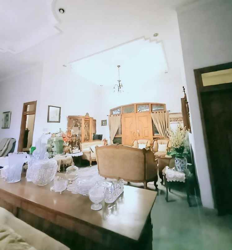 dijual rumah padangsari