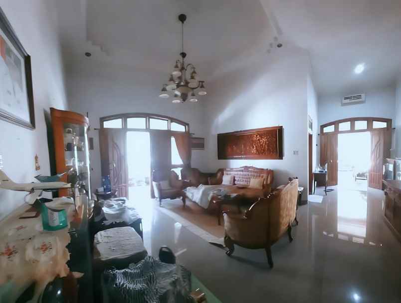 dijual rumah padangsari