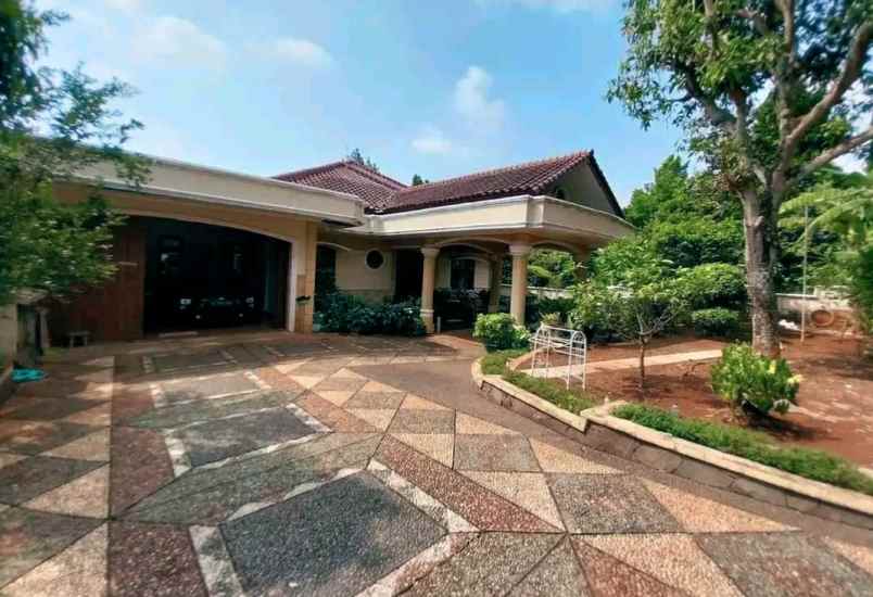 dijual rumah padangsari