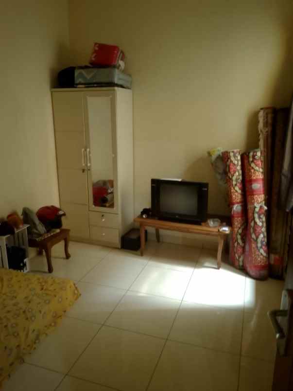 dijual rumah pancoran mas