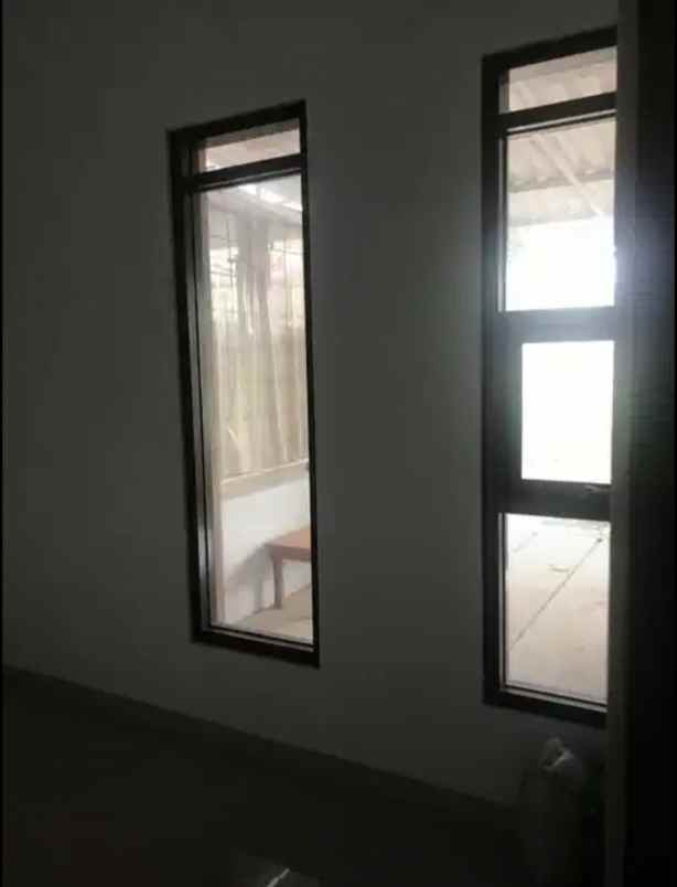 dijual rumah perumahan cluster astom