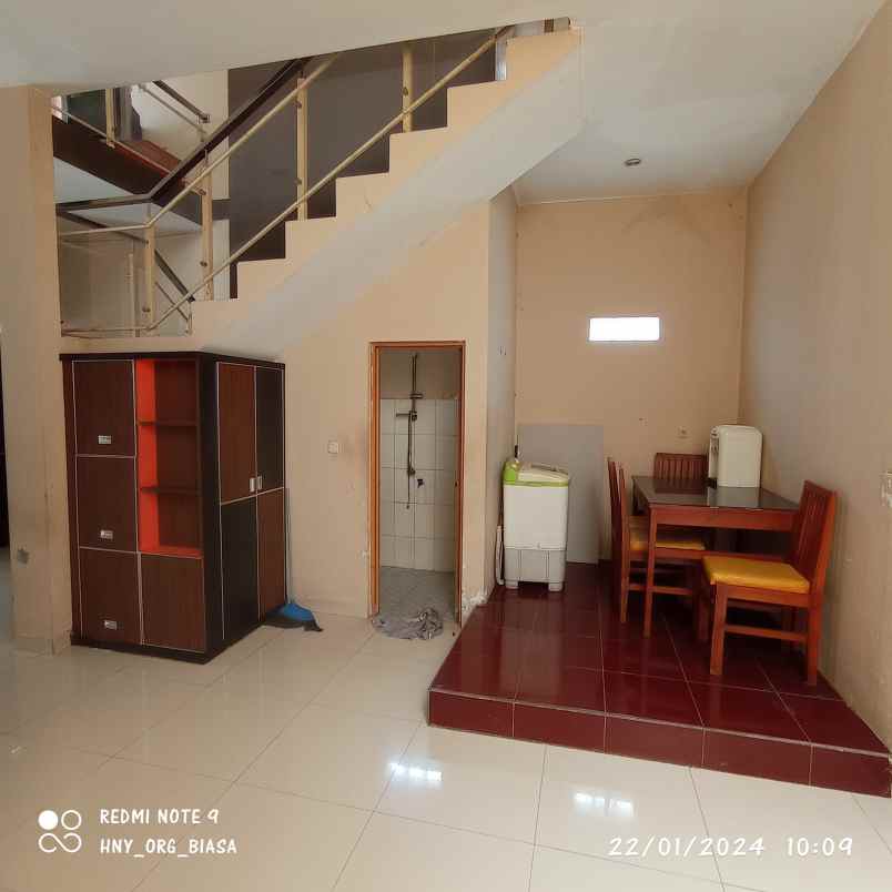 dijual rumah perumahan permata hijau