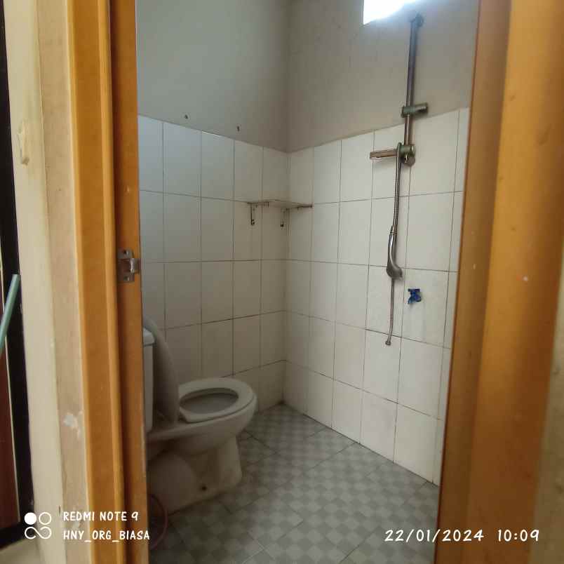 dijual rumah perumahan permata hijau