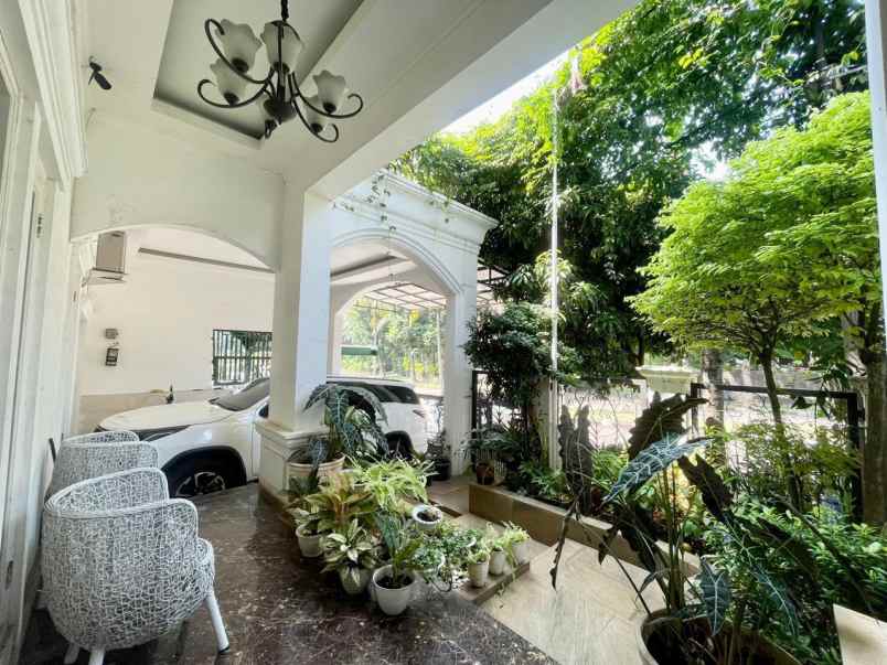 dijual rumah pesona khayangan depok