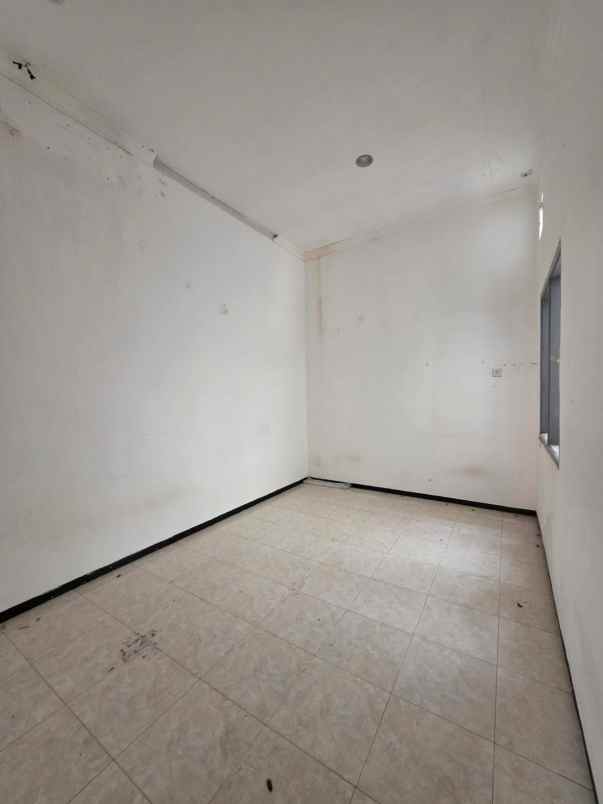 dijual rumah ploso timur