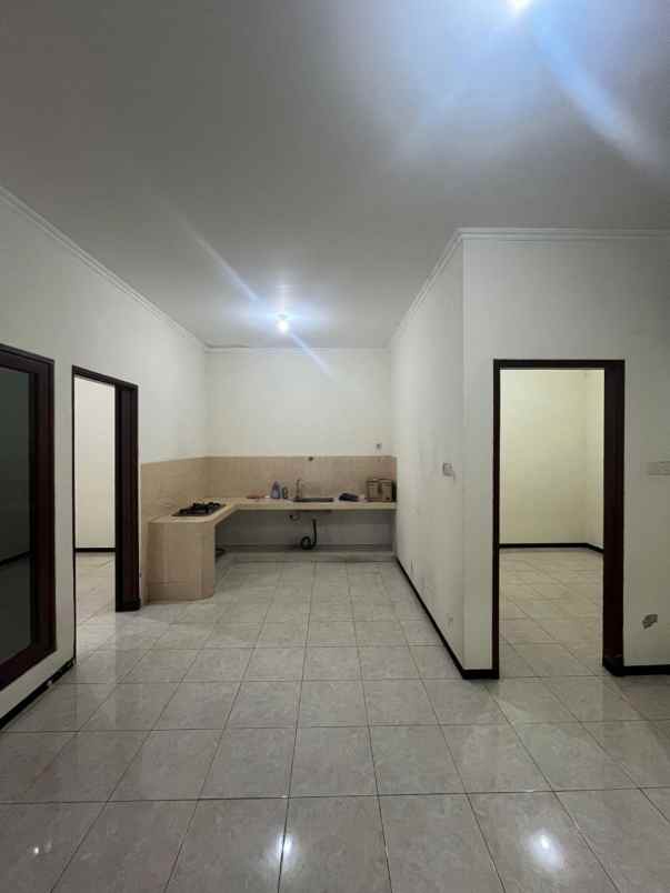 dijual rumah pondok jati