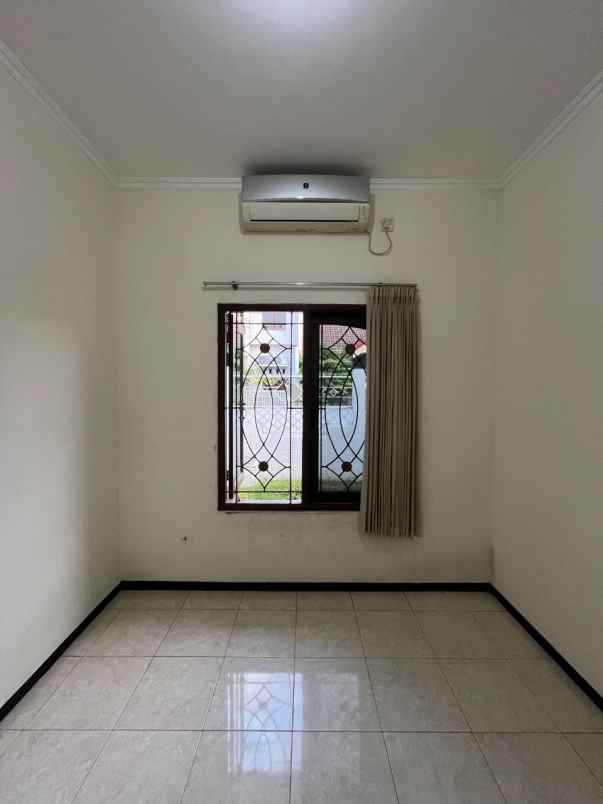 dijual rumah pondok jati