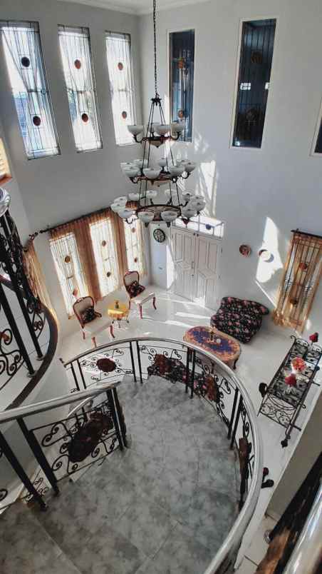 dijual rumah pondok kelapa