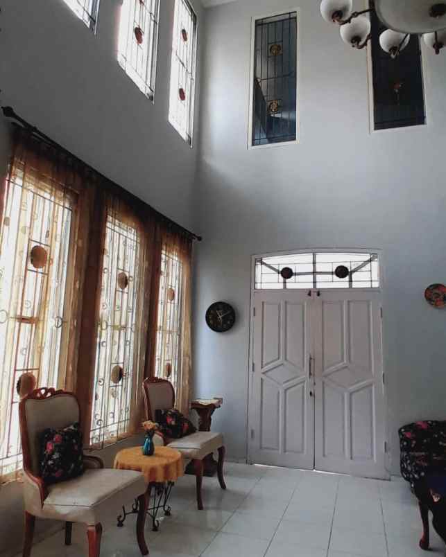 dijual rumah pondok kelapa