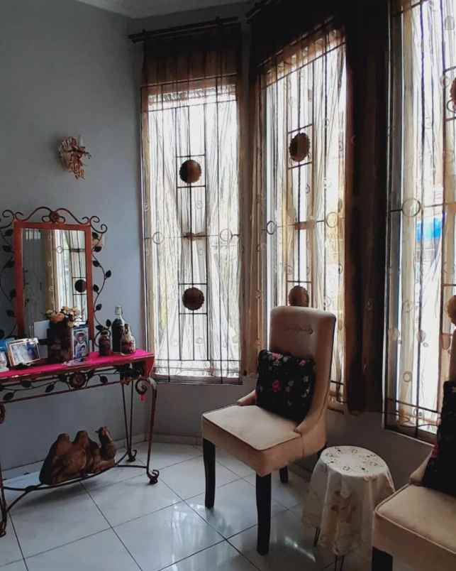 dijual rumah pondok kelapa