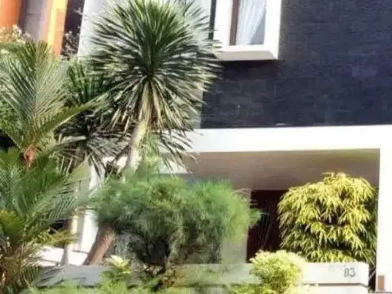 dijual rumah pondok kelapa