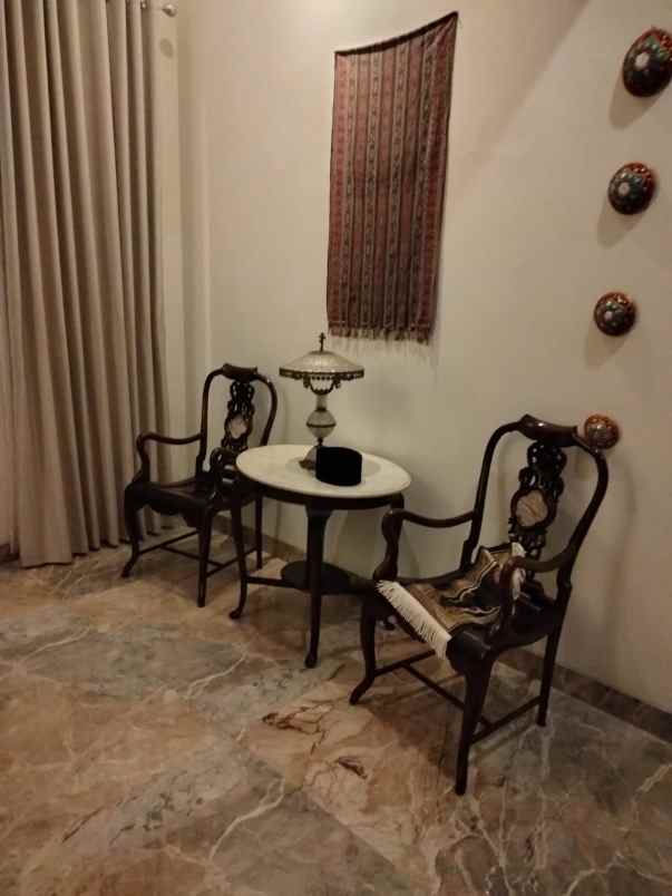 dijual rumah puri cinere