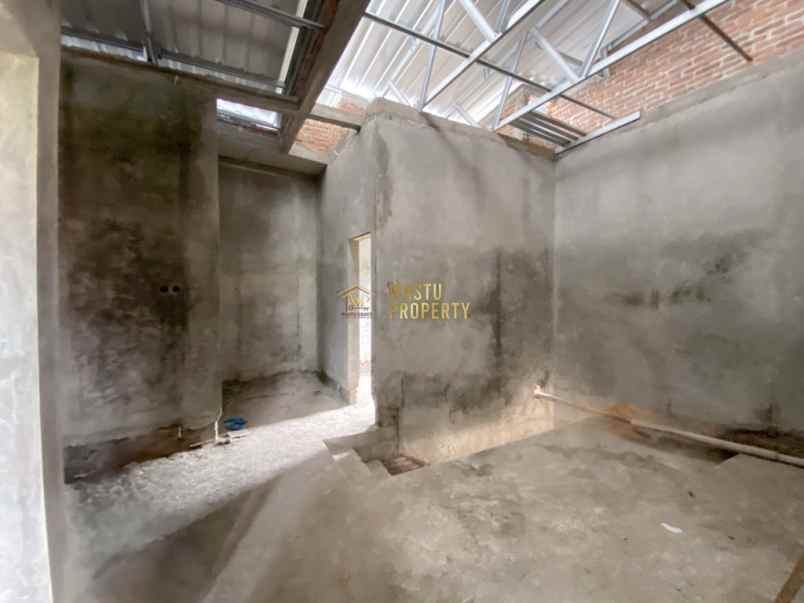 dijual rumah purwomartani