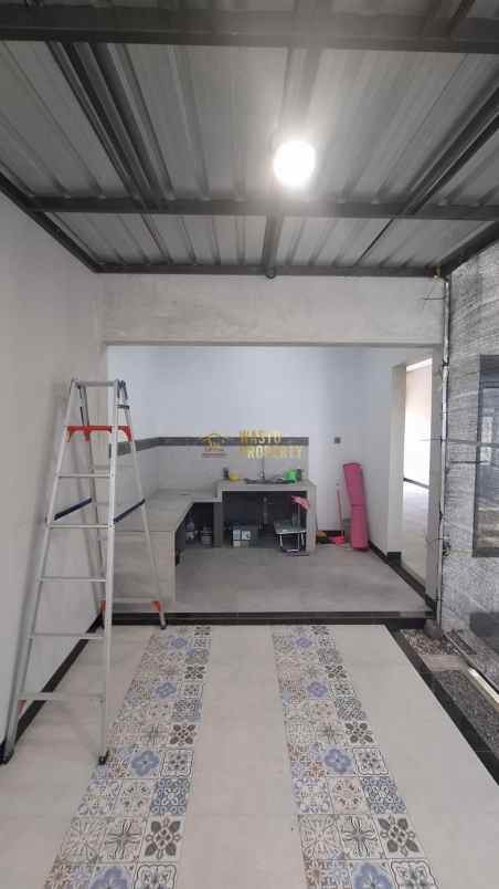 dijual rumah purwomartani