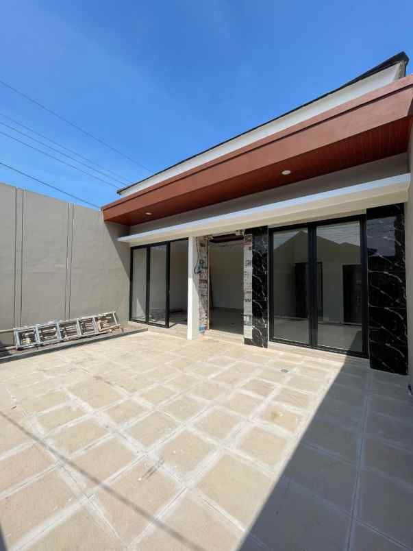 dijual rumah purwomartani kalasan