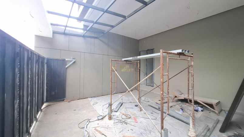 dijual rumah purwomartani kalasan