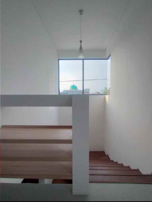 dijual rumah riung margahayu raya metro