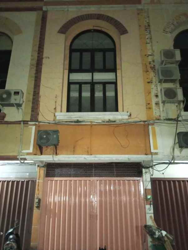 dijual rumah ruko raya gubeng