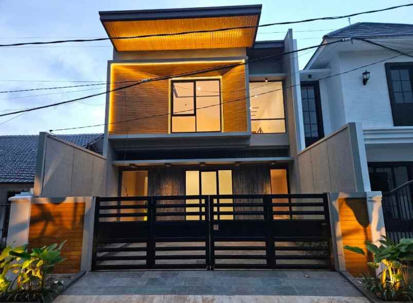 dijual rumah rungkut asri