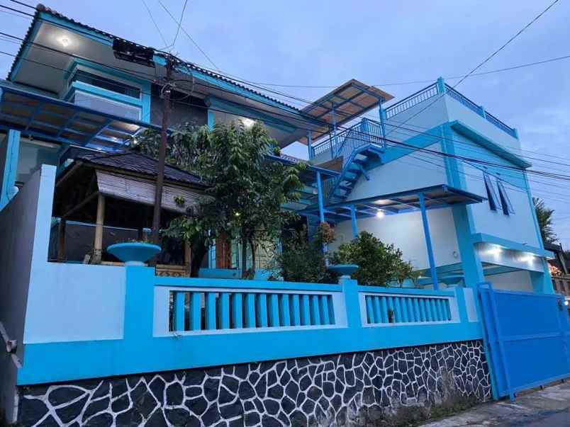 dijual rumah sarijadi bandung
