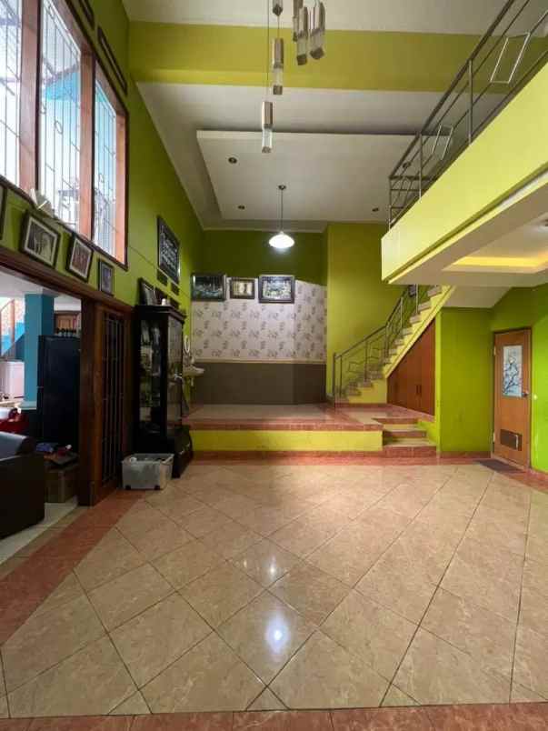 dijual rumah sarijadi bandung