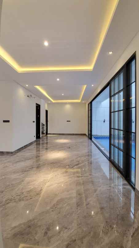 dijual rumah sektor 9 bintaro