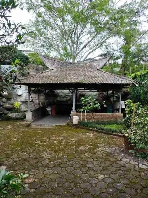dijual rumah setiabudhi bandung