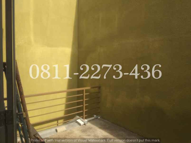 dijual rumah setraduta