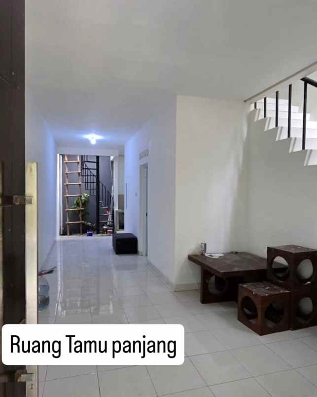 dijual rumah siap huni di citragran hadap taman